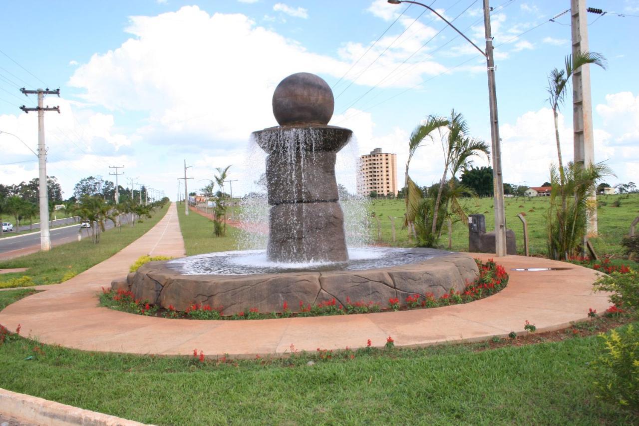 Lacqua Diroma Hotel Com Parque Aquatico 24 Horas Caldas Novas Dış mekan fotoğraf
