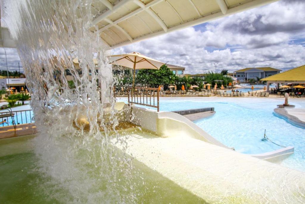 Lacqua Diroma Hotel Com Parque Aquatico 24 Horas Caldas Novas Dış mekan fotoğraf